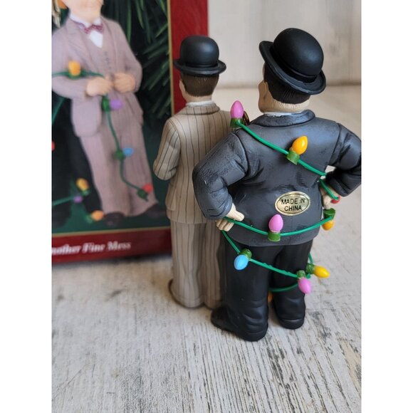 Carlton cards another fine mess ornament Xmas Laurel hardy - Picture 4 of 6